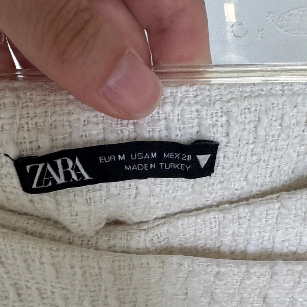 Zara Textured White Mini Skort - Picture 3 of 4